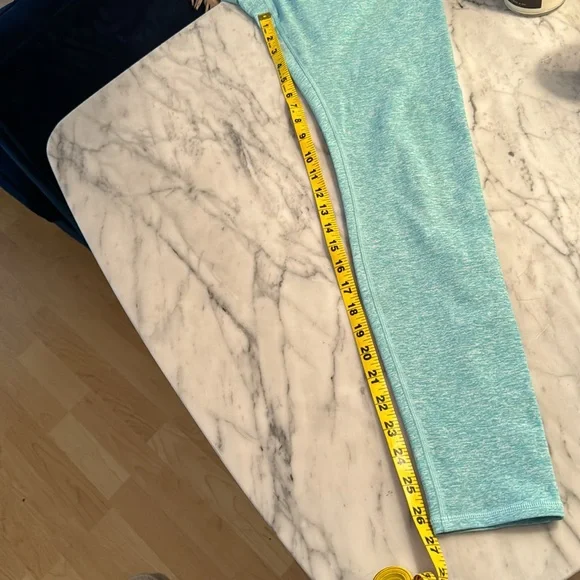 ALO Yoga Alosoft Legging - Picture 5 of 11